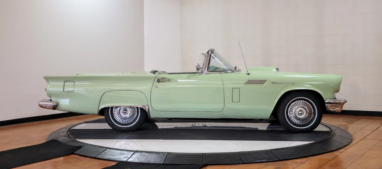 1957 Ford Thunderbird 1st Gen - Image 5 of 17