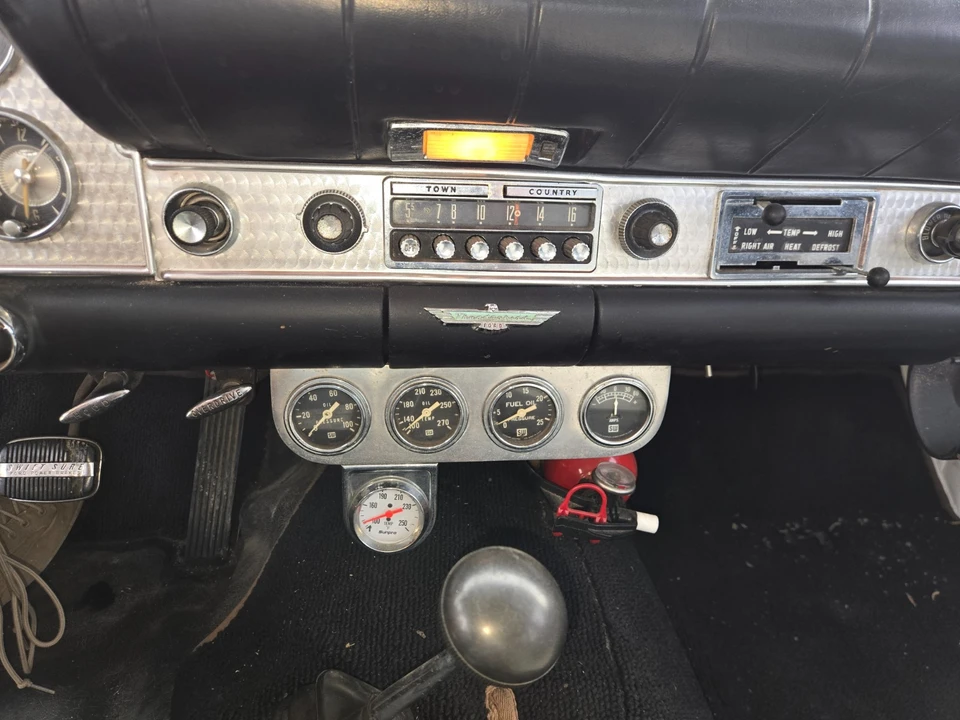 1957 Ford Thunderbird 1st Gen - Image 28 of 31