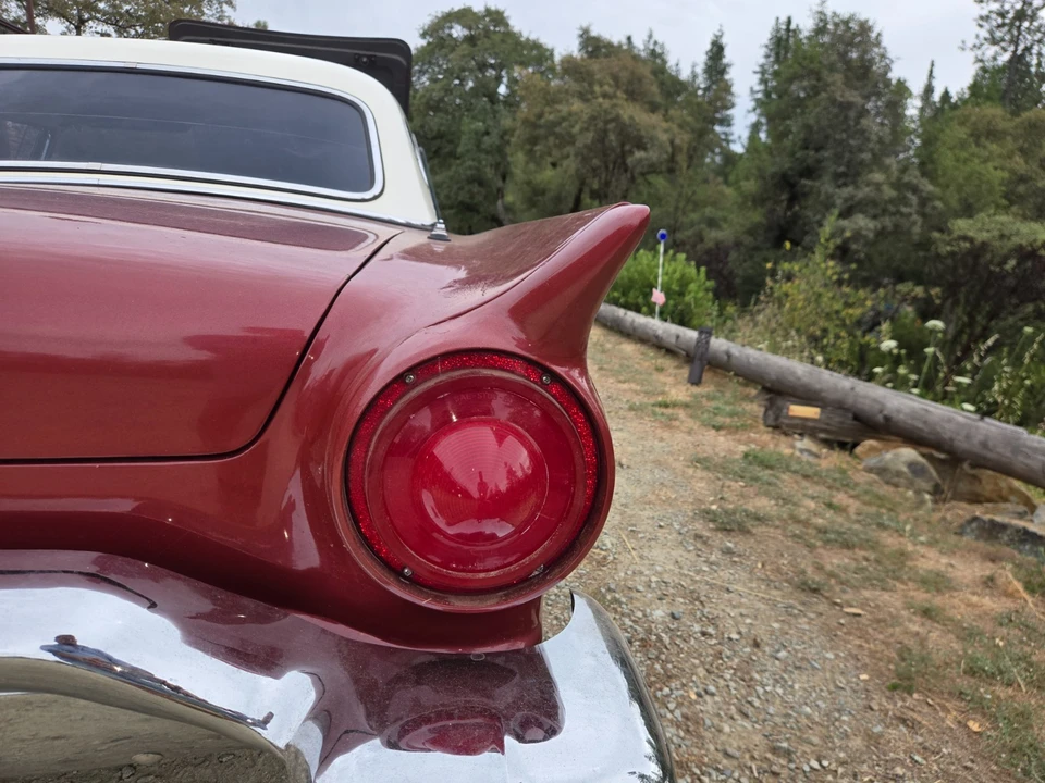 1957 Ford Thunderbird 1st Gen - Image 26 of 31