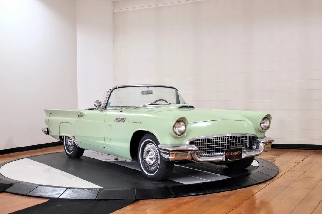 1957 Ford Thunderbird 1st Gen - Image 4 of 17