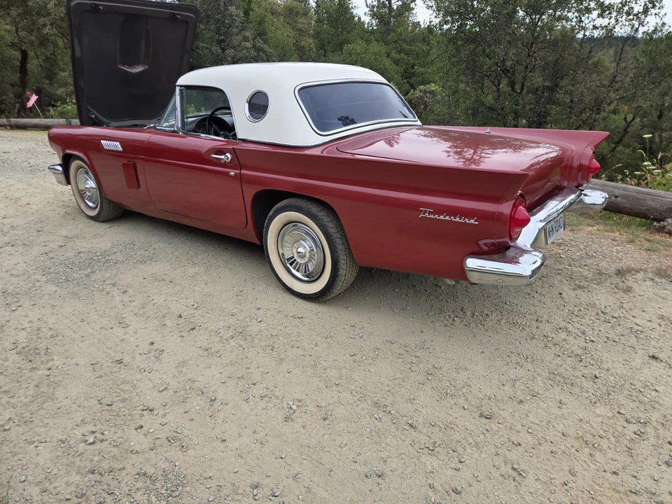 1957 Ford Thunderbird 1st Gen - Image 24 of 31