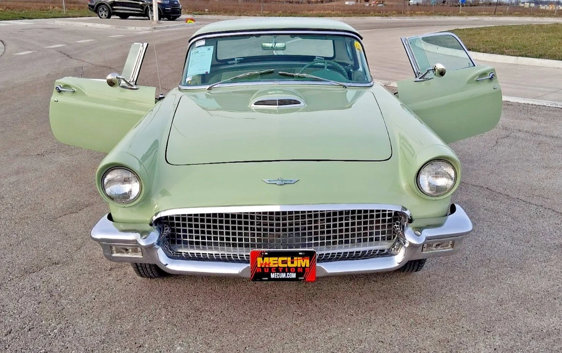 1957 Ford Thunderbird 1st Gen - Image 10 of 20