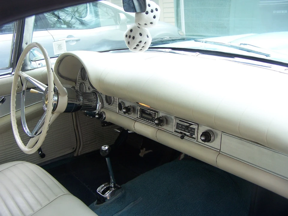 1957 Ford Thunderbird 1st Gen - Image 22 of 31
