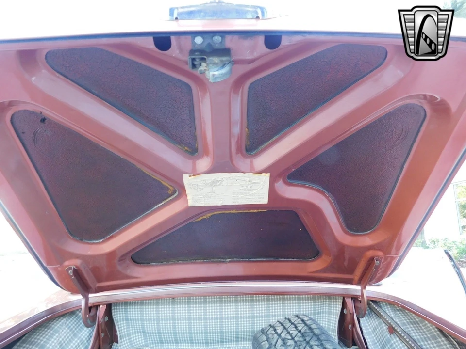 1957 Ford Thunderbird 1st Gen - Image 18 of 21
