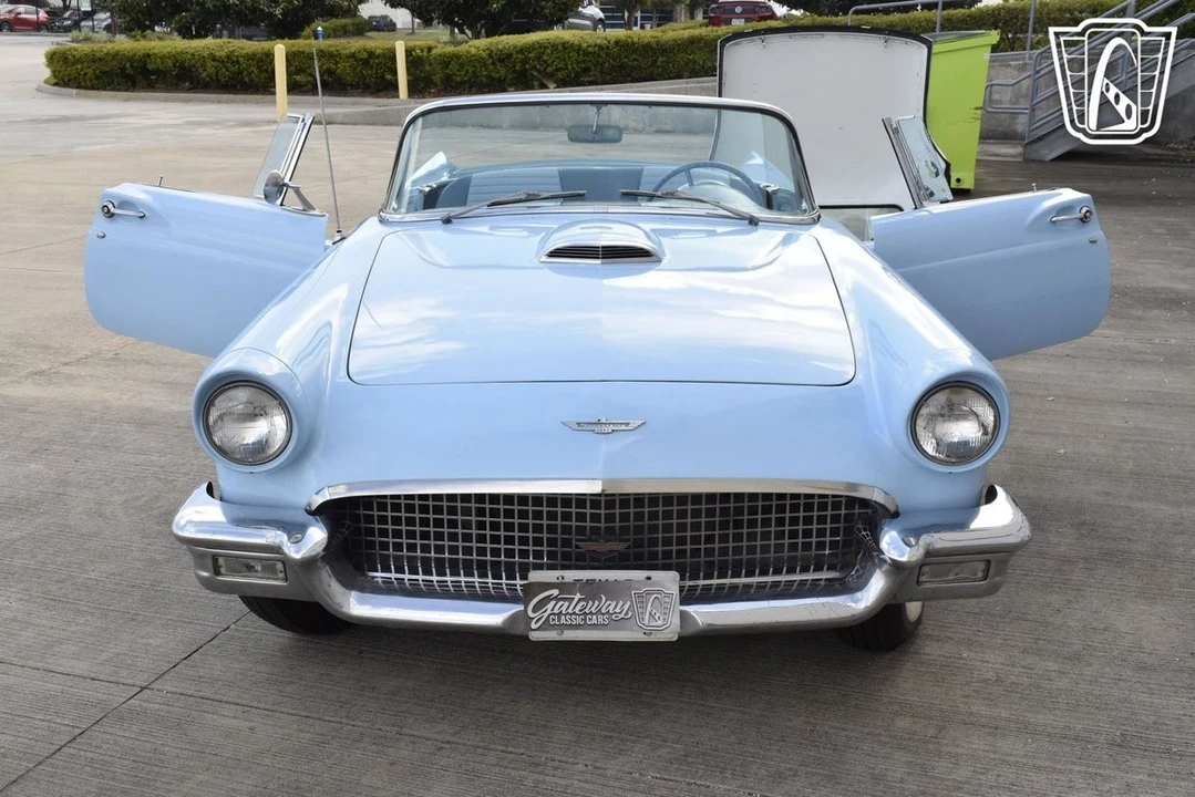 1957 Ford Thunderbird 1st Gen - Image 8 of 12