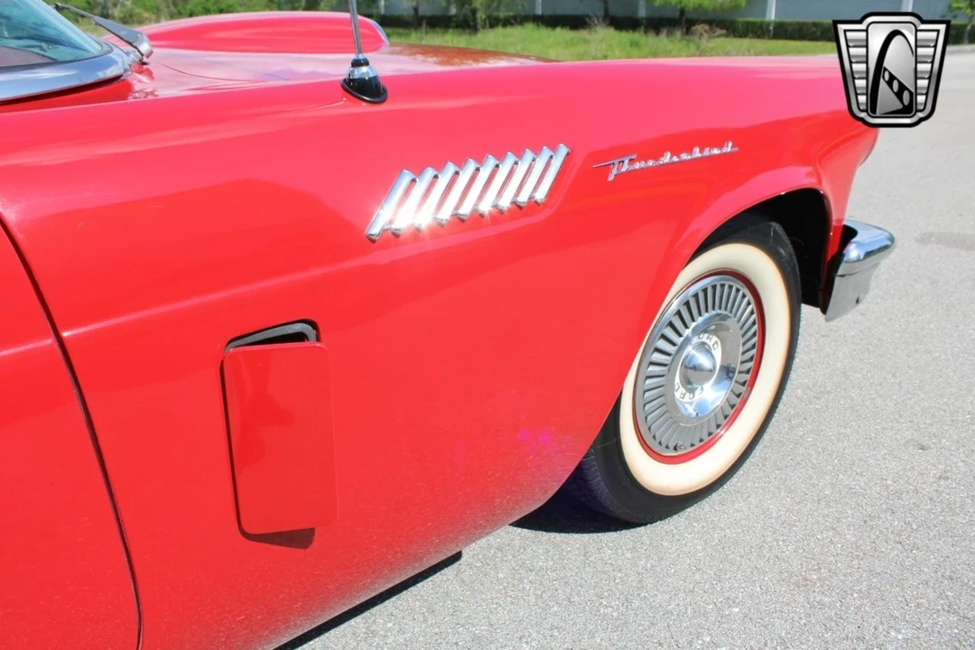 1957 Ford Thunderbird 1st Gen - Image 17 of 21