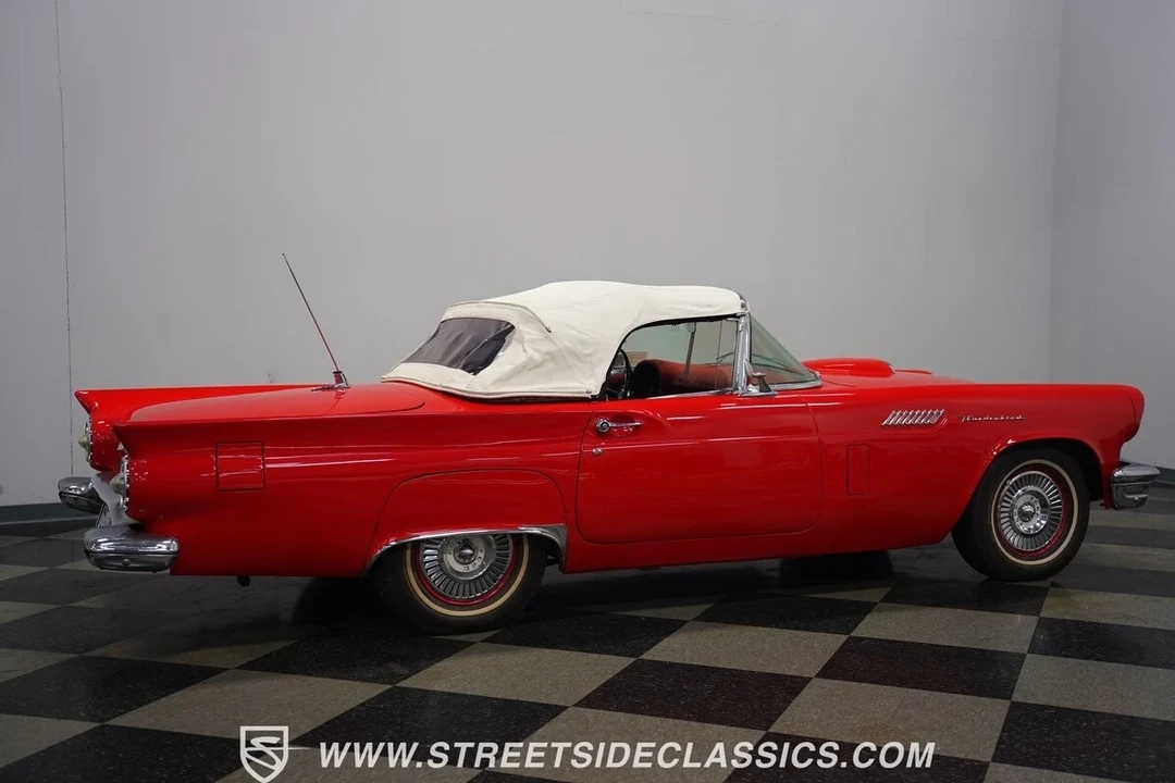 1957 Ford Thunderbird 1st Gen - Image 17 of 21
