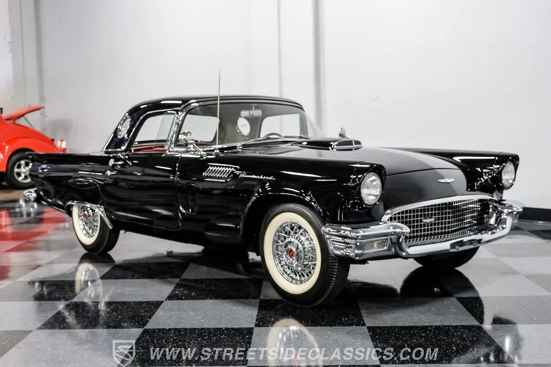 1957 Ford Thunderbird 1st Gen - Image 16 of 21