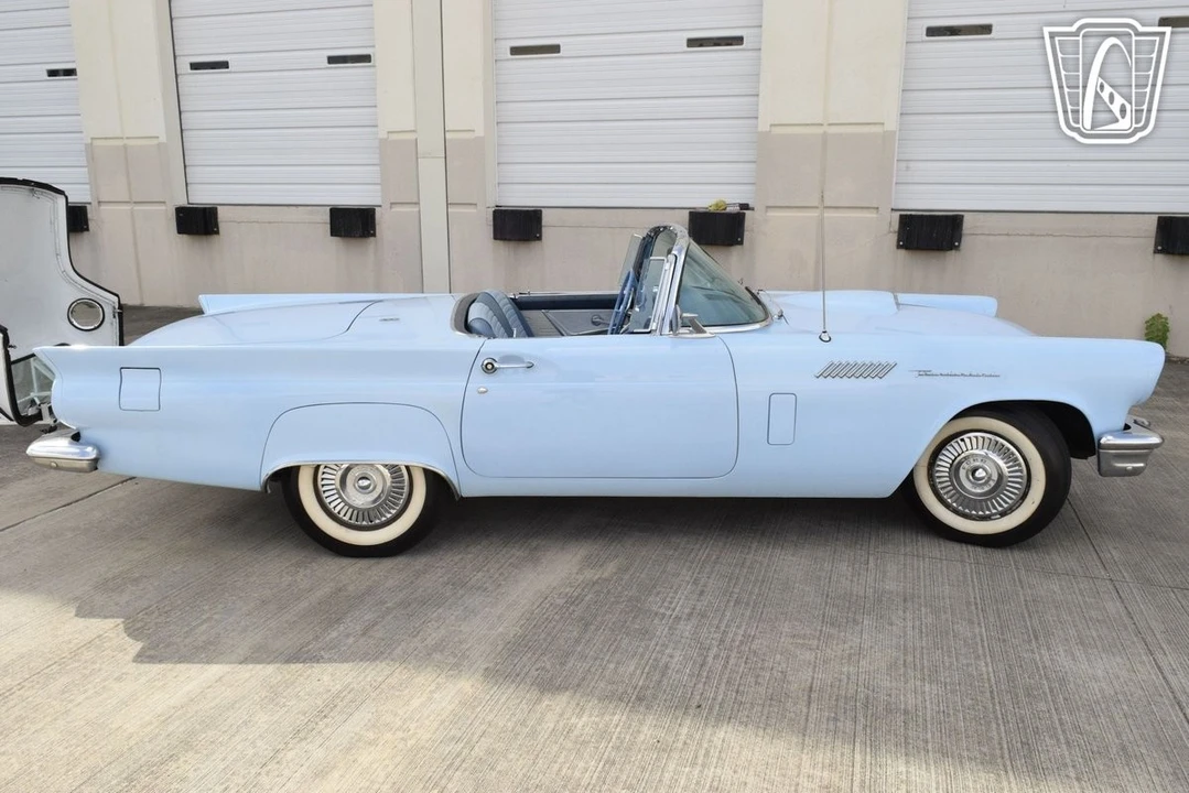 1957 Ford Thunderbird 1st Gen - Image 6 of 12