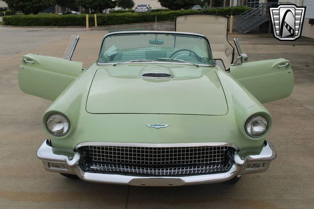 1957 Ford Thunderbird 1st Gen - Image 7 of 12