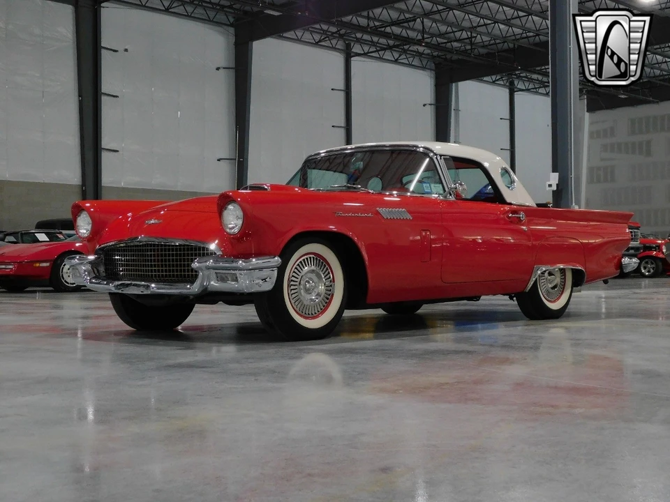 1957 Ford Thunderbird 1st Gen - Image 14 of 21