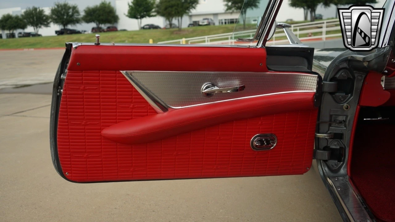 1957 Ford Thunderbird 1st Gen - Image 17 of 21