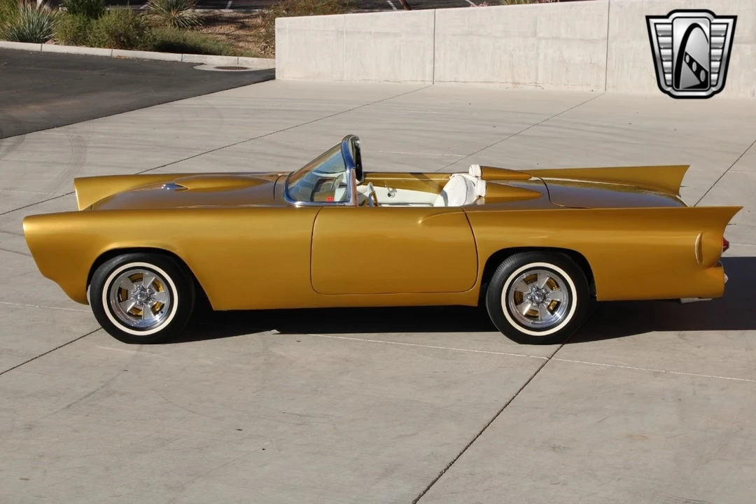 1957 Ford Thunderbird 1st Gen - Image 11 of 12