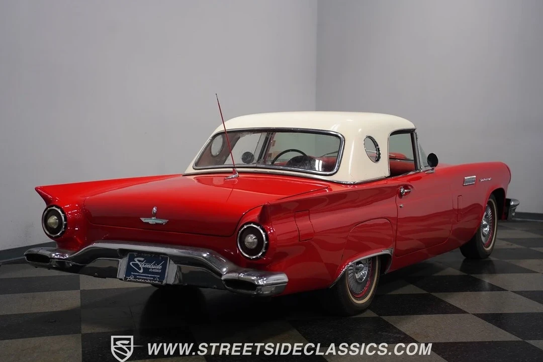 1957 Ford Thunderbird 1st Gen - Image 15 of 21