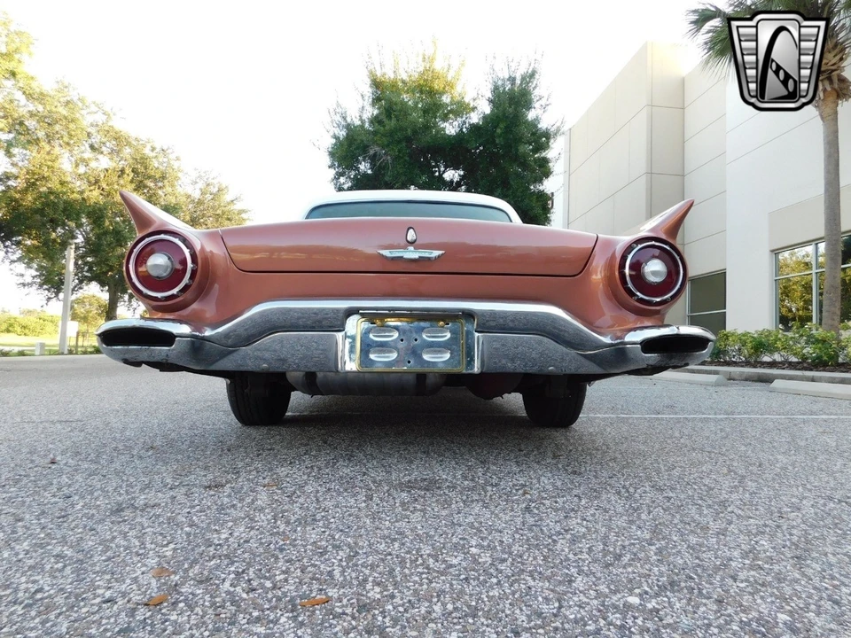 1957 Ford Thunderbird 1st Gen - Image 10 of 12