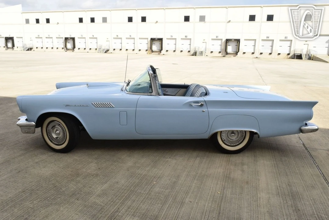 1957 Ford Thunderbird 1st Gen - Image 4 of 12