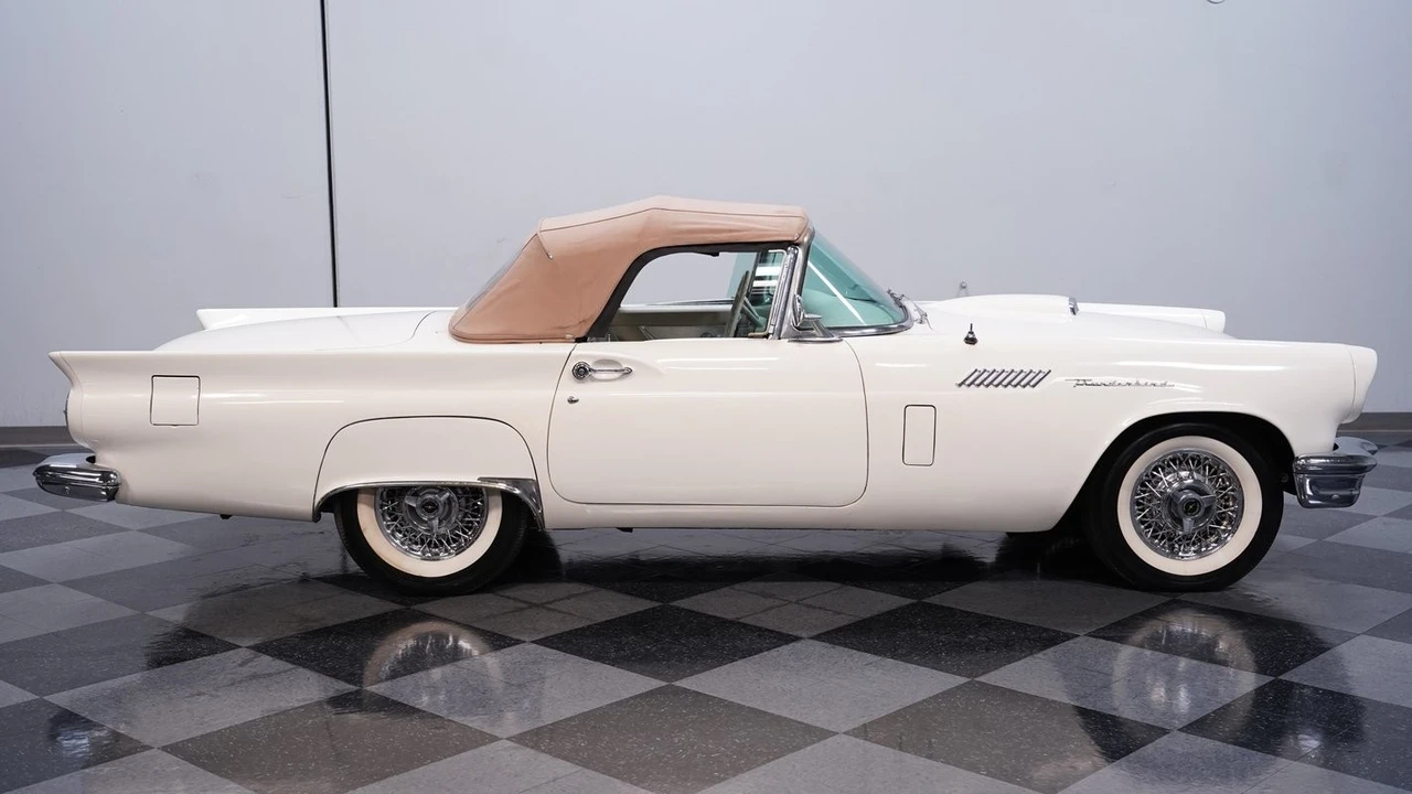 1957 Ford Thunderbird 1st Gen - Image 12 of 12