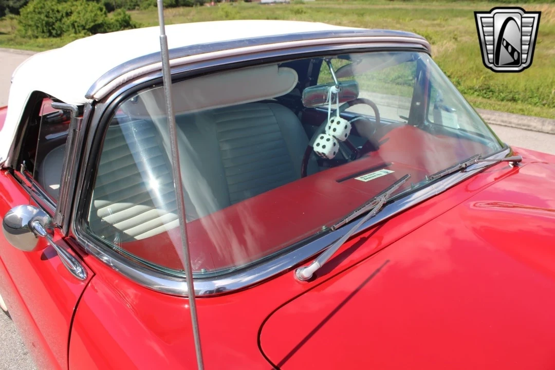 1957 Ford Thunderbird 1st Gen - Image 16 of 21