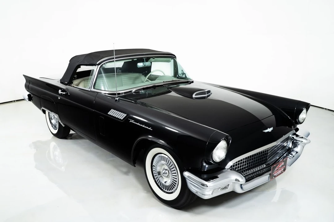 1957 Ford Thunderbird 1st Gen - Image 21 of 21