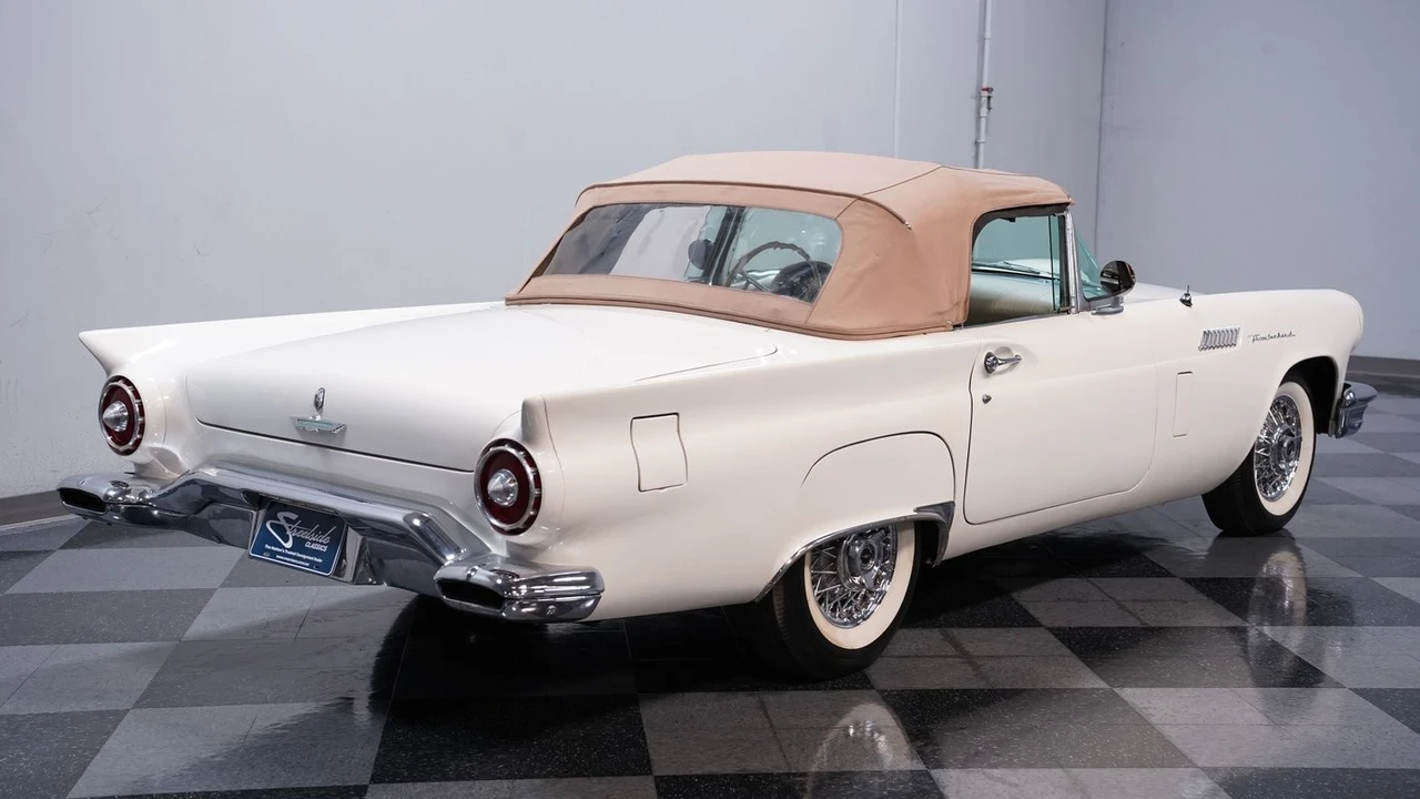 1957 Ford Thunderbird 1st Gen - Image 11 of 12