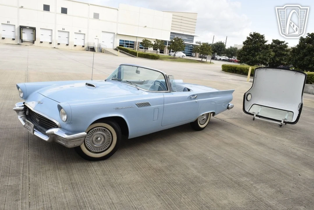 1957 Ford Thunderbird 1st Gen - Image 3 of 12