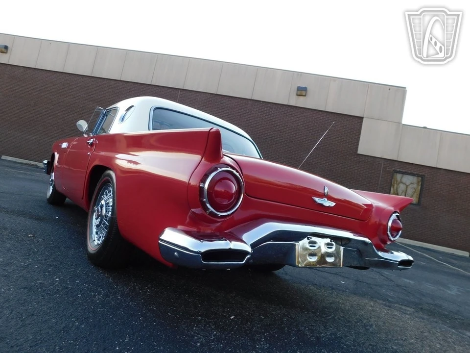 1957 Ford Thunderbird 1st Gen - Image 16 of 21
