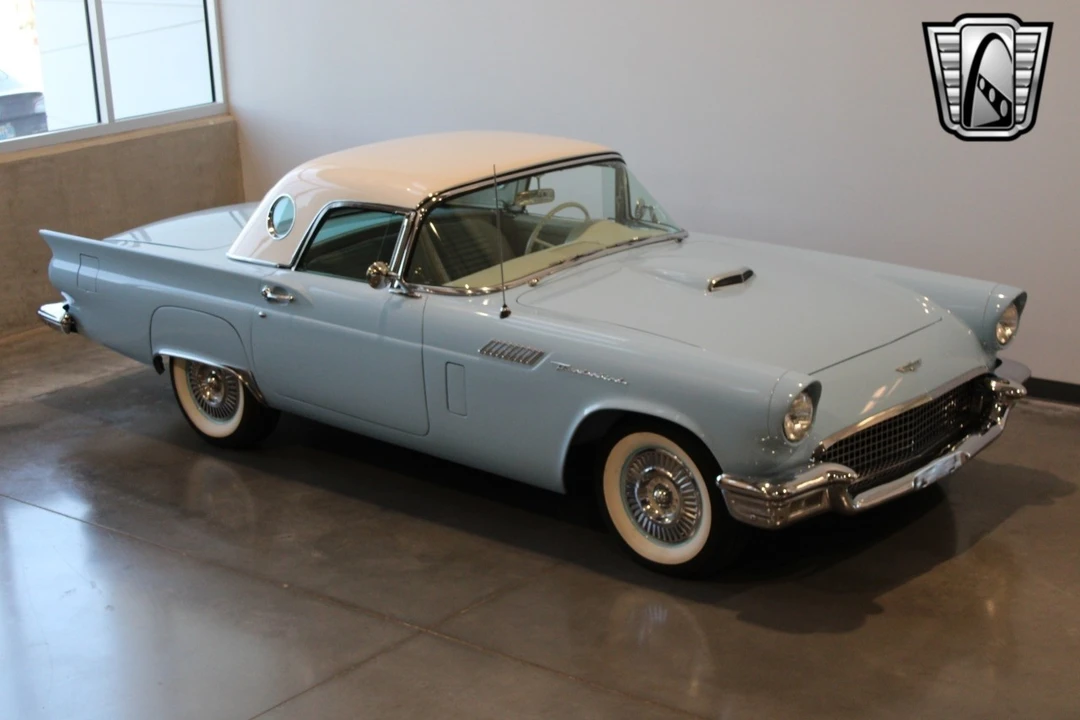 1957 Ford Thunderbird 1st Gen - Image 10 of 12