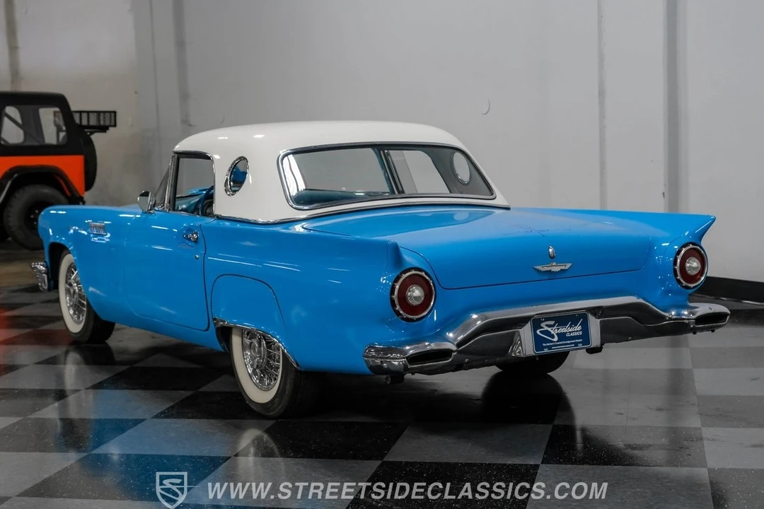 1957 Ford Thunderbird 1st Gen - Image 15 of 21