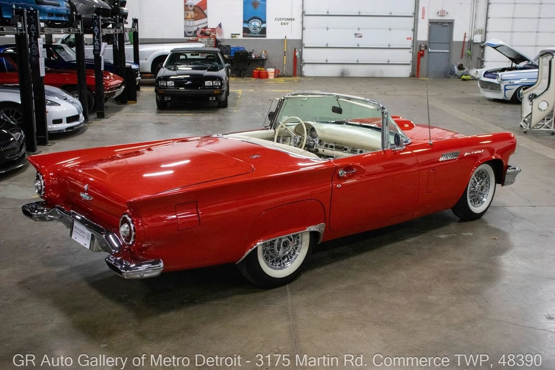 1957 Ford Thunderbird 1st Gen - Image 9 of 12