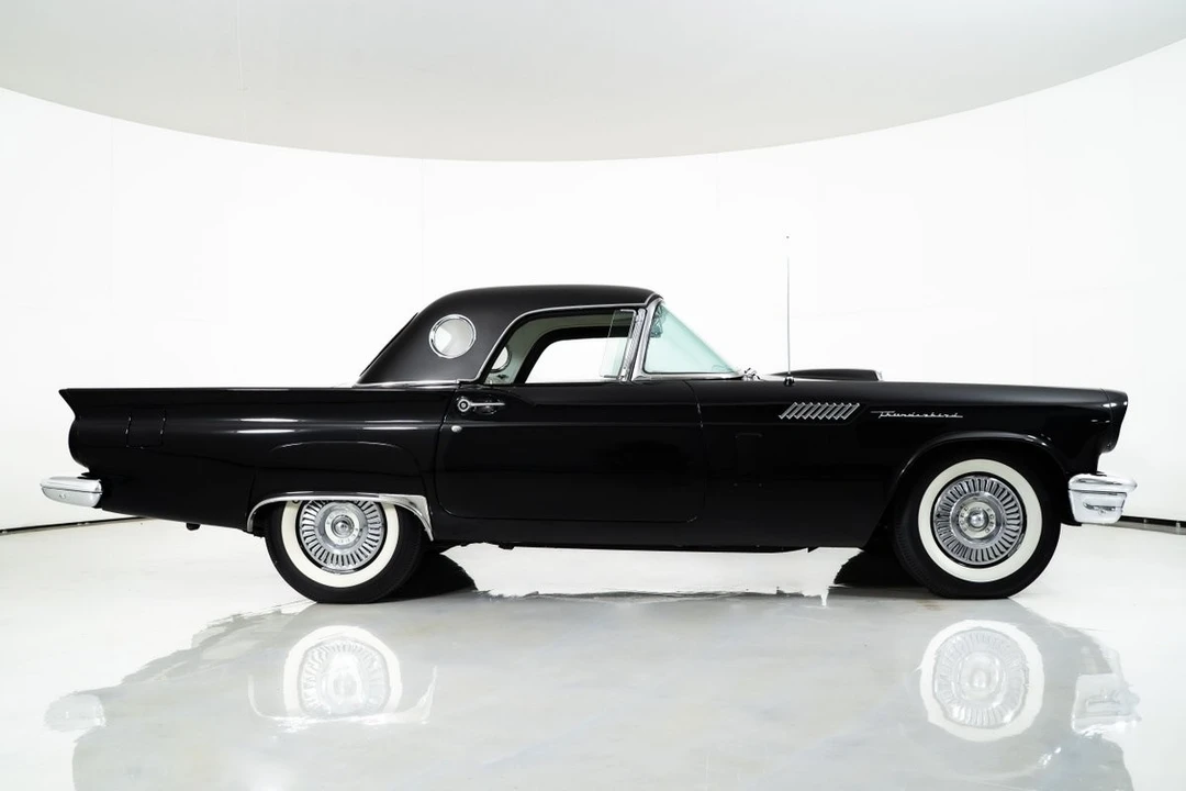 1957 Ford Thunderbird 1st Gen - Image 13 of 21