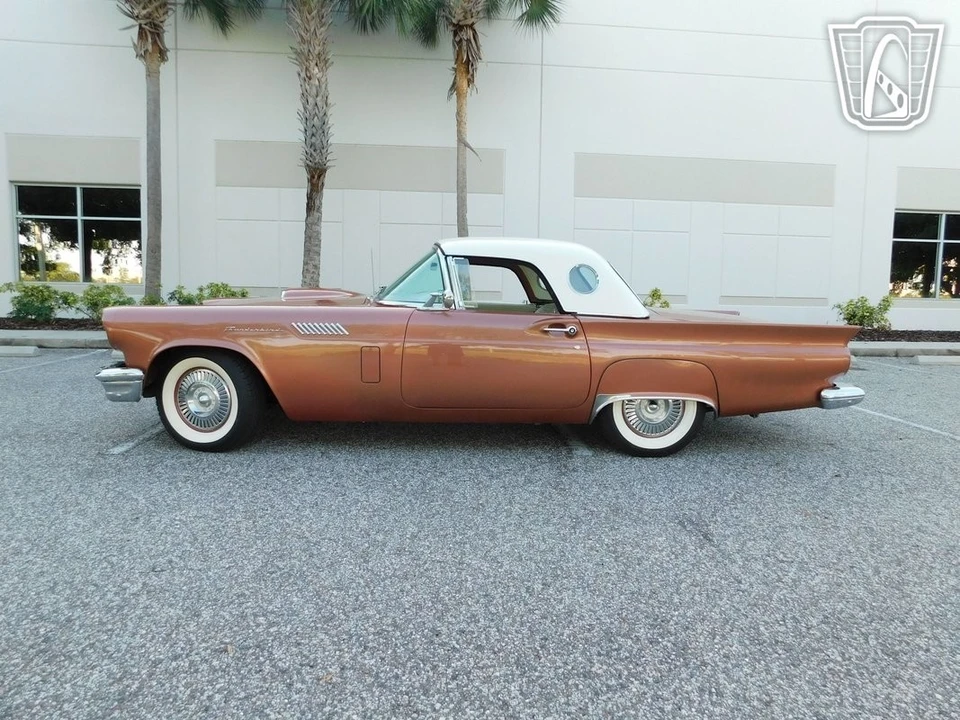 1957 Ford Thunderbird 1st Gen - Image 7 of 12