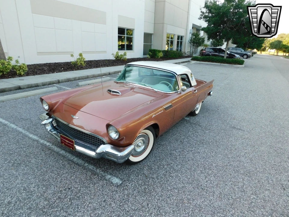 1957 Ford Thunderbird 1st Gen - Image 12 of 12