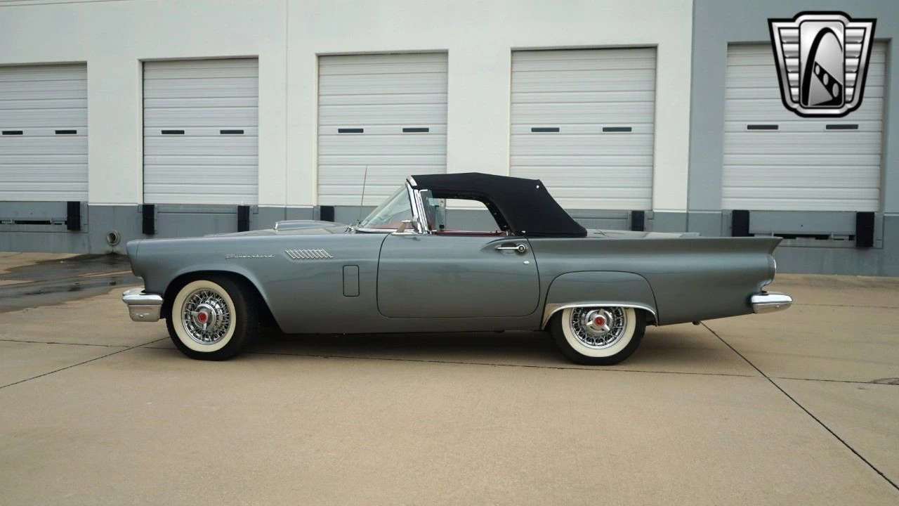 1957 Ford Thunderbird 1st Gen - Image 4 of 12