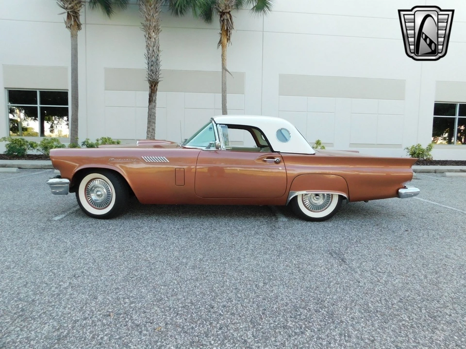 1957 Ford Thunderbird 1st Gen - Image 7 of 12