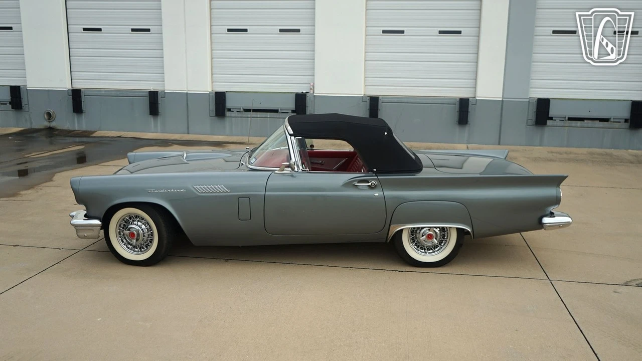 1957 Ford Thunderbird 1st Gen - Image 6 of 12