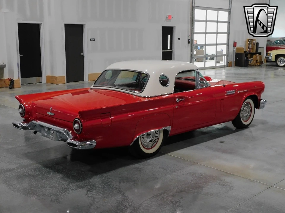 1957 Ford Thunderbird 1st Gen - Image 17 of 21