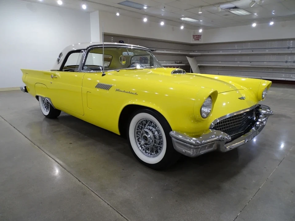 1957 Ford Thunderbird 1st Gen - Image 10 of 12