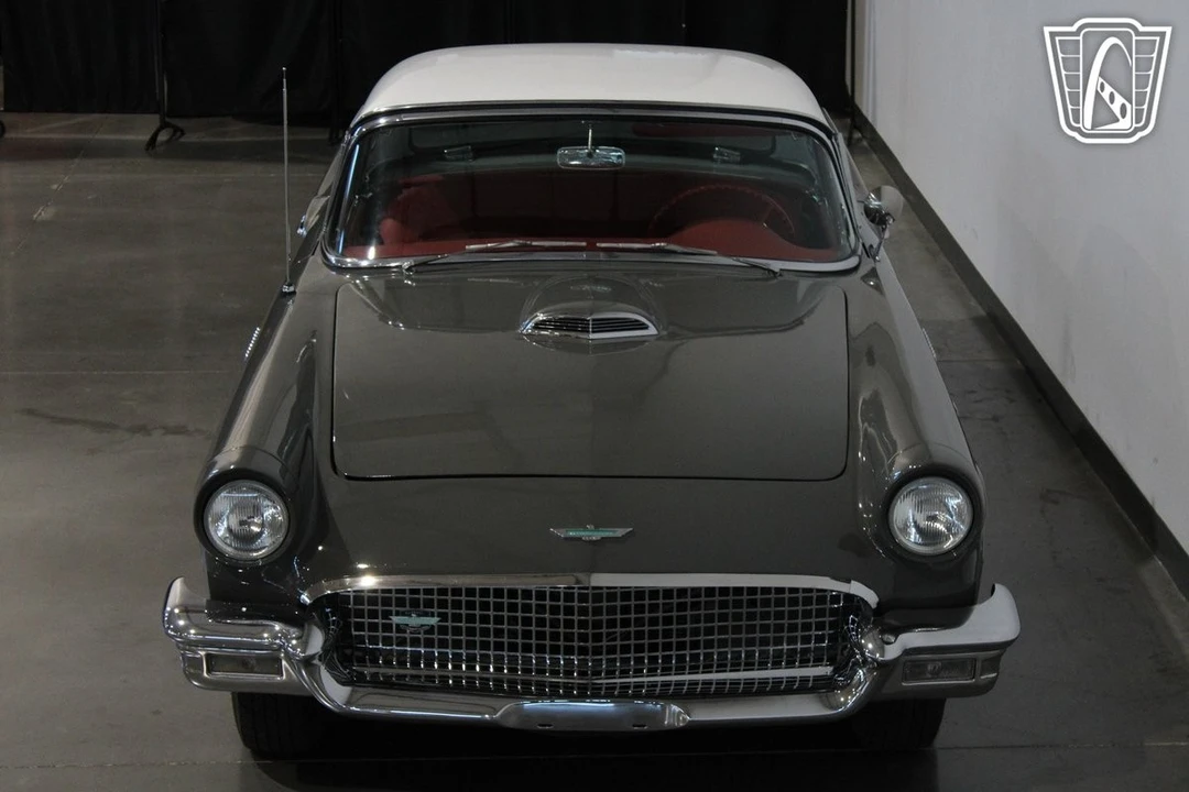 1957 Ford Thunderbird 1st Gen - Image 7 of 12