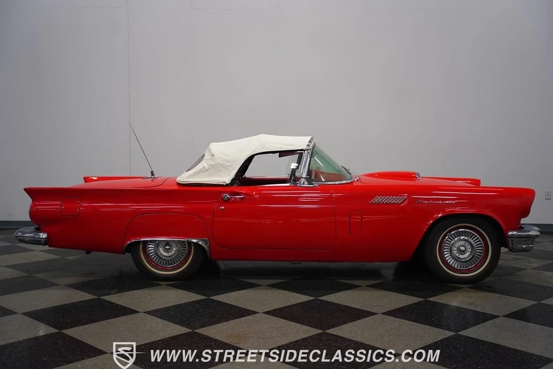 1957 Ford Thunderbird 1st Gen - Image 18 of 21
