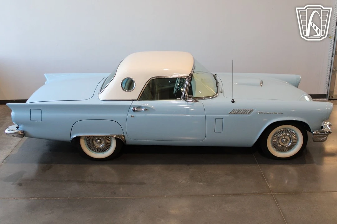 1957 Ford Thunderbird 1st Gen - Image 10 of 12