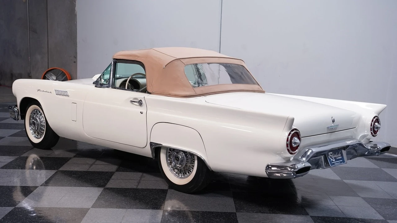 1957 Ford Thunderbird 1st Gen - Image 8 of 12