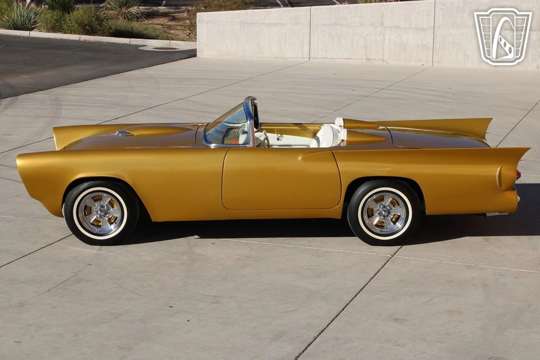 1957 Ford Thunderbird 1st Gen - Image 10 of 12