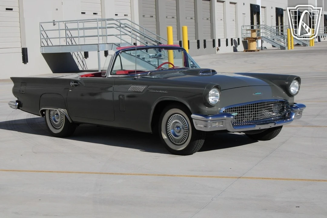 1957 Ford Thunderbird 1st Gen - Image 6 of 12