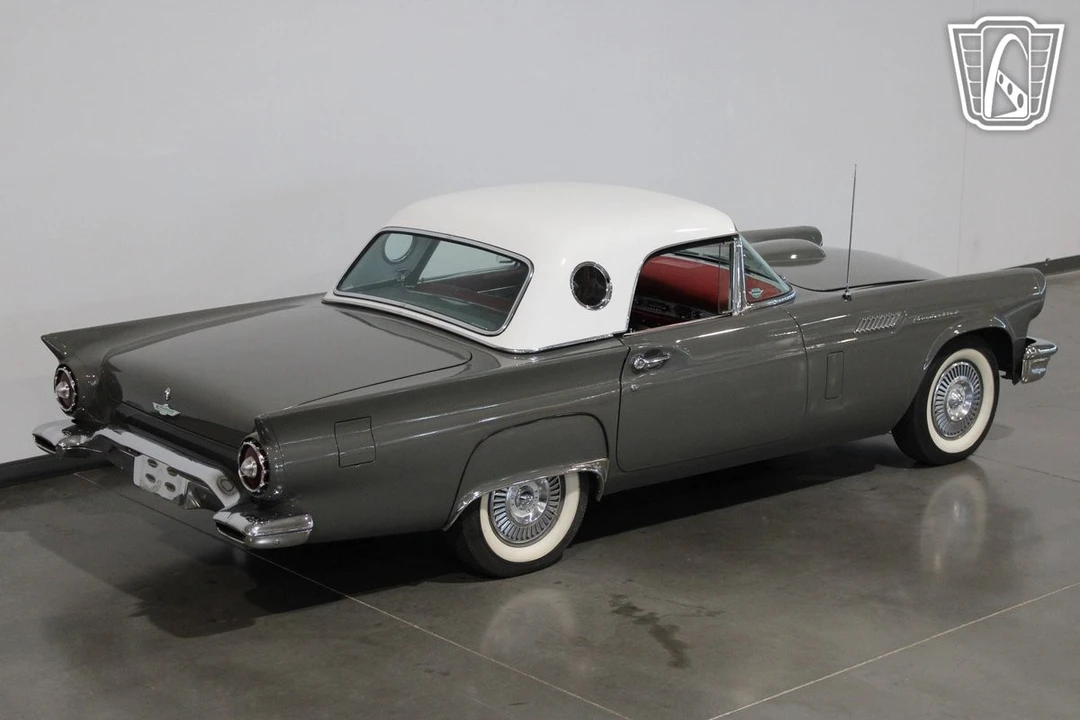 1957 Ford Thunderbird 1st Gen - Image 10 of 12