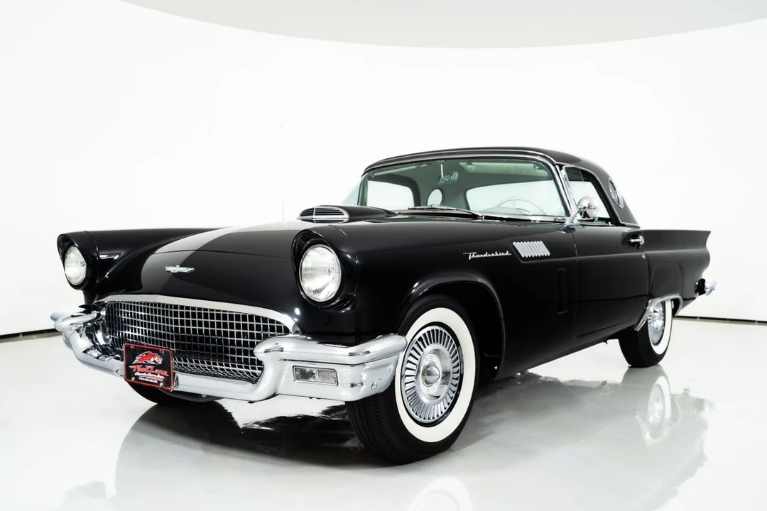 1957 Ford Thunderbird 1st Gen - Image 4 of 12