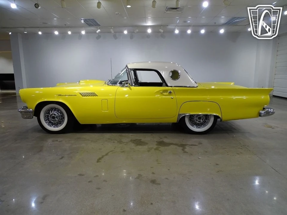 1957 Ford Thunderbird 1st Gen - Image 8 of 12