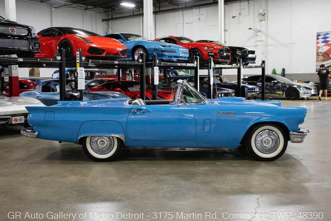 1957 Ford Thunderbird 1st Gen - Image 9 of 12