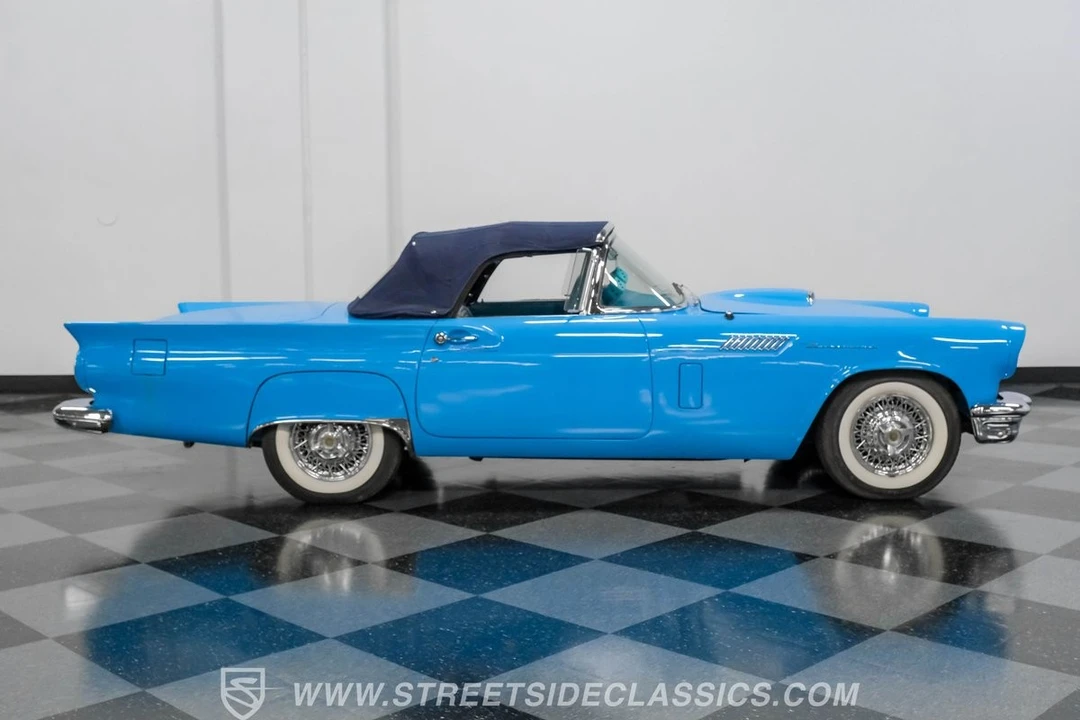 1957 Ford Thunderbird 1st Gen - Image 18 of 21