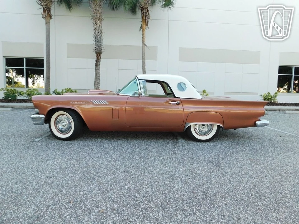 1957 Ford Thunderbird 1st Gen - Image 6 of 12