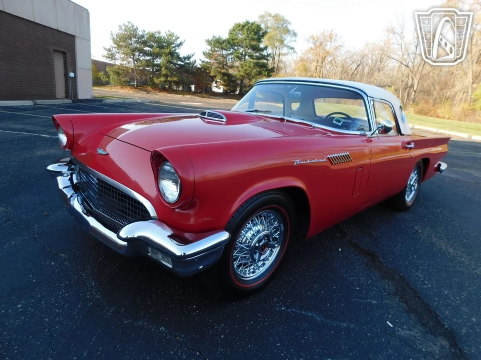 1957 Ford Thunderbird 1st Gen - Image 6 of 12